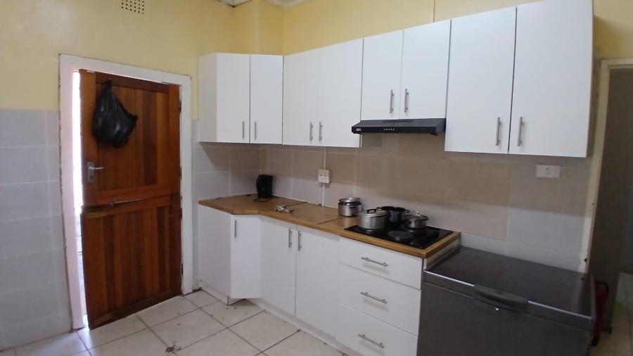5 Bedroom Property for Sale in Park West Free State
